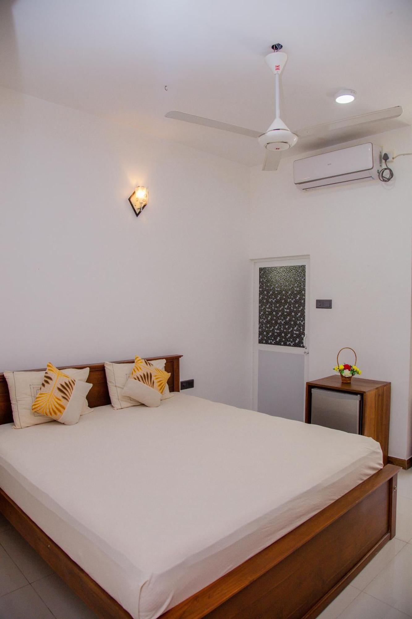Hispaniola Inn ميريسا المظهر الخارجي الصورة